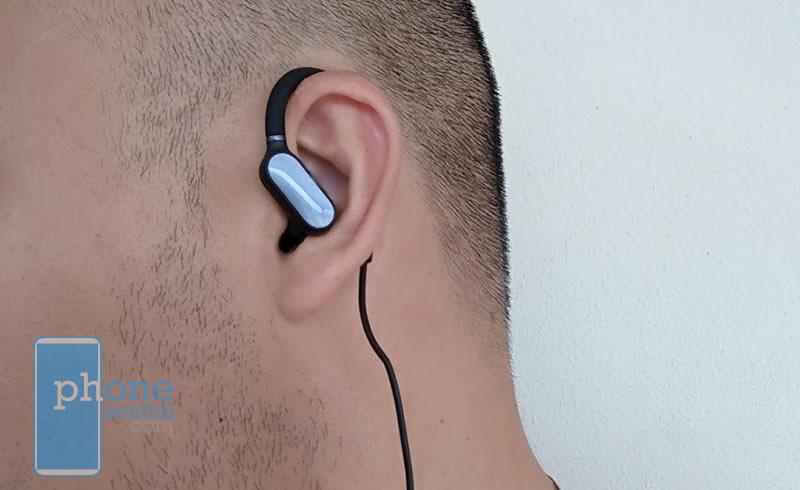 Xiaomi Bluetooth Sports Music Sports Earbuds Mini Version fits nicely in the ear